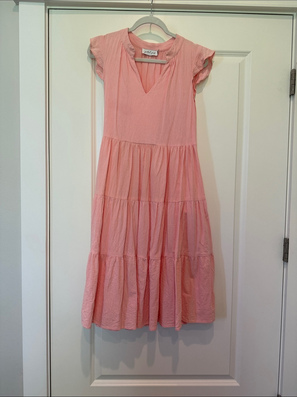 Petal & Pup Pink Tiered Flutter-Sleeve Dress